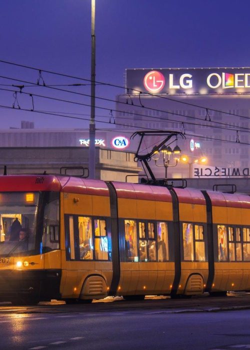 Warsaw (Poland), LG, large-format advertising, outdoor advertising, illuminated rooftop signs, neon advertising, mesh banners, city advertising, urban advertising, premium outdoor ads, high-impact advertising, skyline billboards, building advertisements, global brand visibility, strategic ad placement, illuminated signage, urban media solutions, brand exposure, large-scale billboards, architectural advertising, high-traffic advertising, premium brand marketing